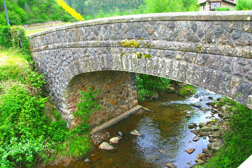 Foto de Carmona (Cantabria), España