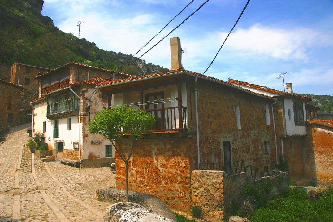 Foto de Orbaneja del Castillo (Burgos), España
