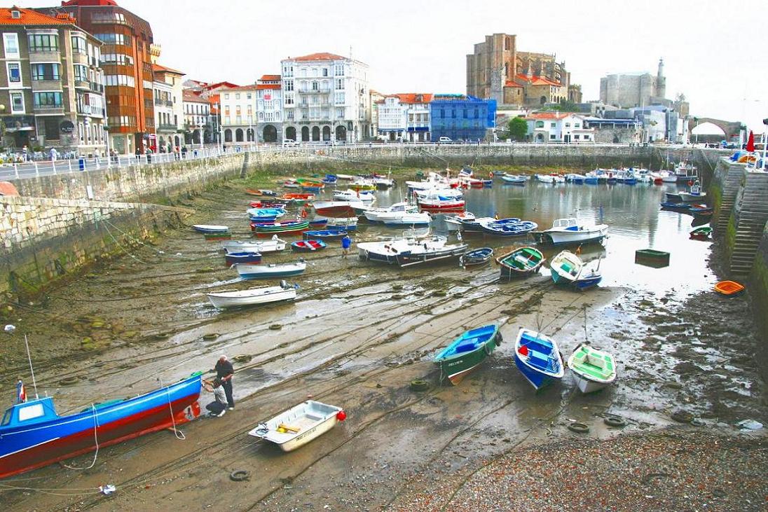 Foto de Castro Urdiales (Cantabria), España