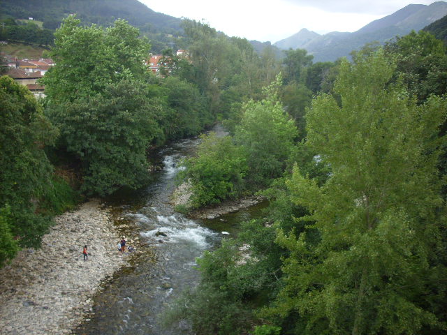 Foto de Cangas de Onis (Asturias), España