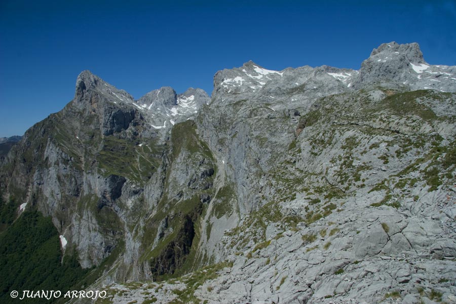 Foto de Camaleño (Cantabria), España