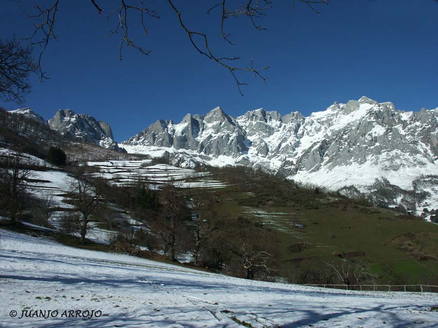 Foto de Camaleño (Cantabria), España