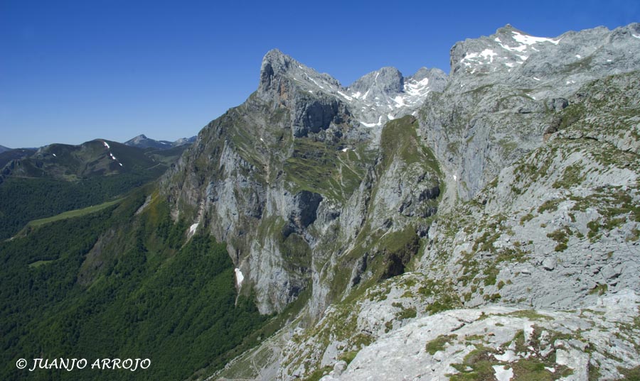 Foto de Camaleño (Cantabria), España