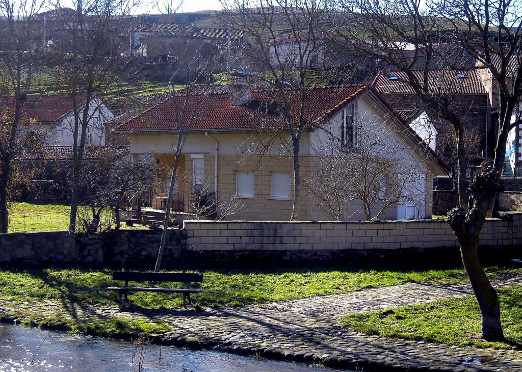 Foto de Cervatos (Cantabria), España