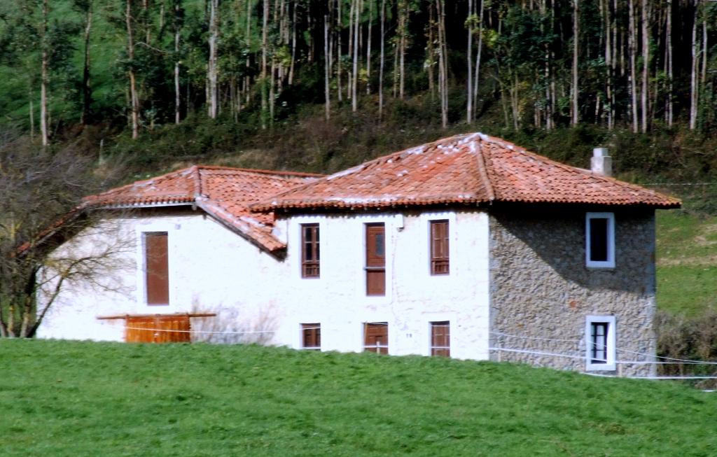 Foto de Escobedo de Camargo (Cantabria), España