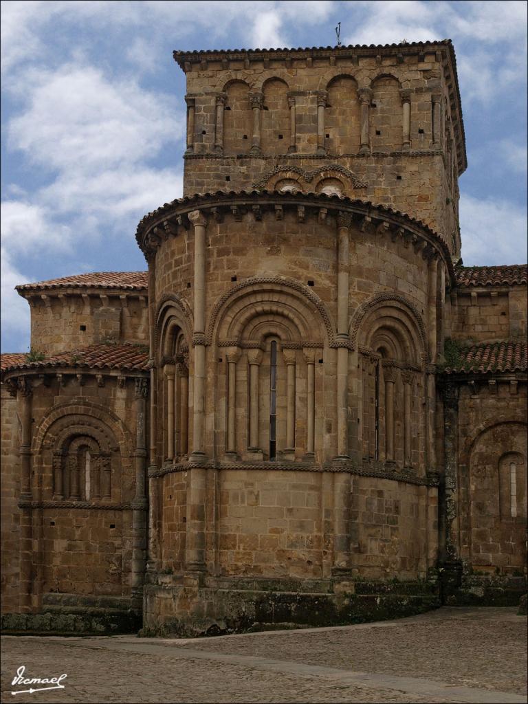 Foto de Santillana del Mar (Cantabria), España