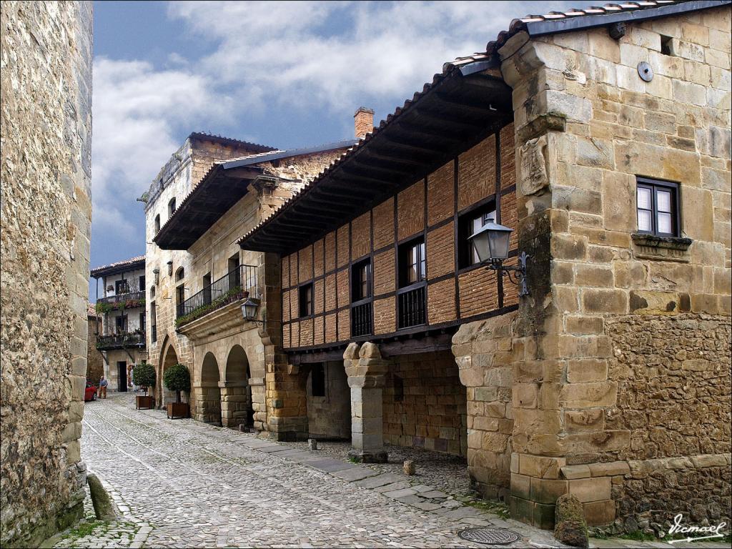 Foto de Santillana del Mar (Cantabria), España