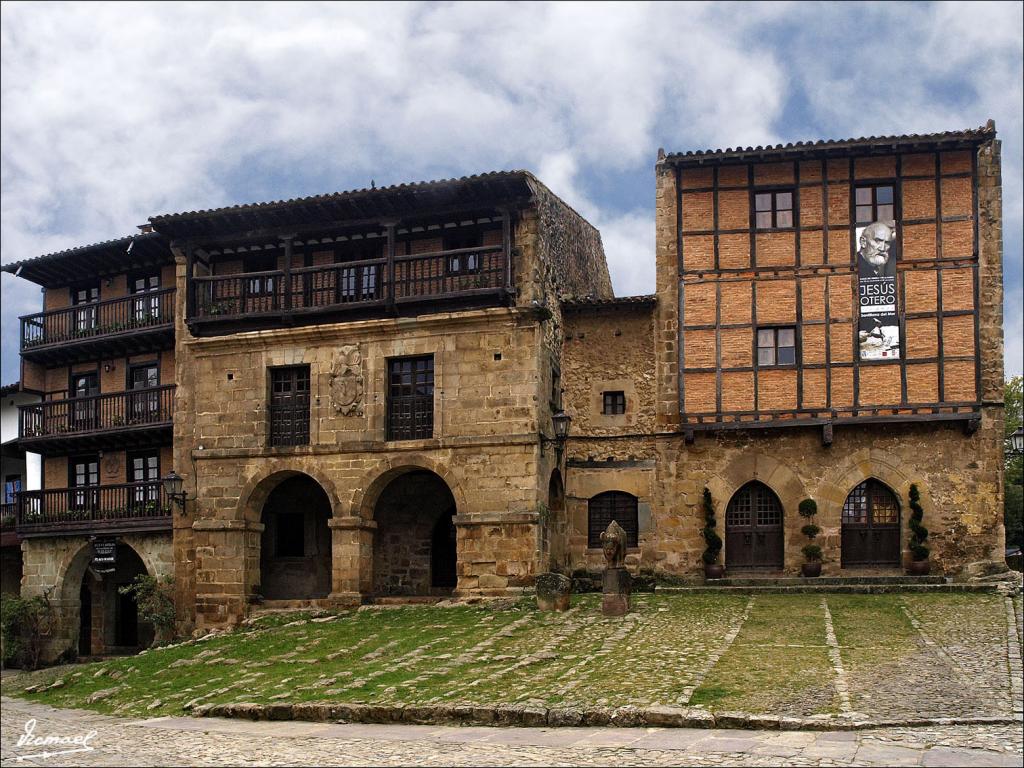 Foto de Santillana del Mar (Cantabria), España