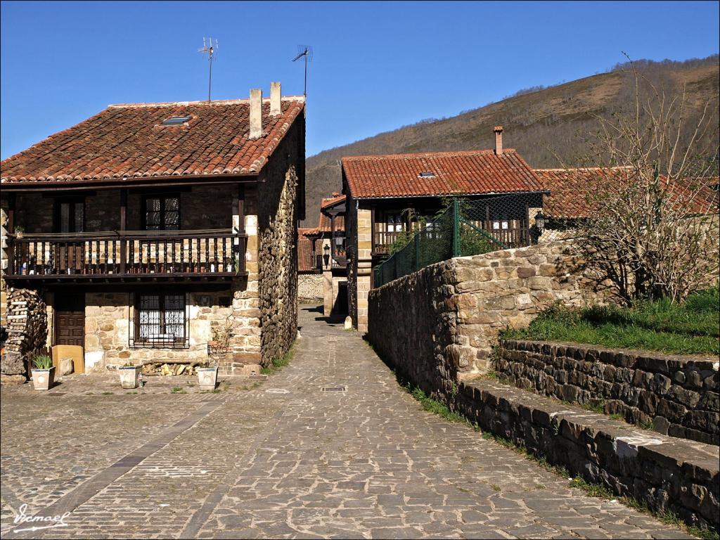 Foto de Barcena Mayor (Cantabria), España