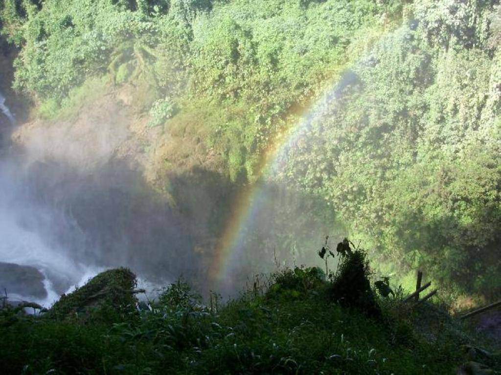 Foto: BALNEARIO DE SANTA CRUZ YOJOA, HONDURAS - Santa Cruz de Yojoa, Honduras