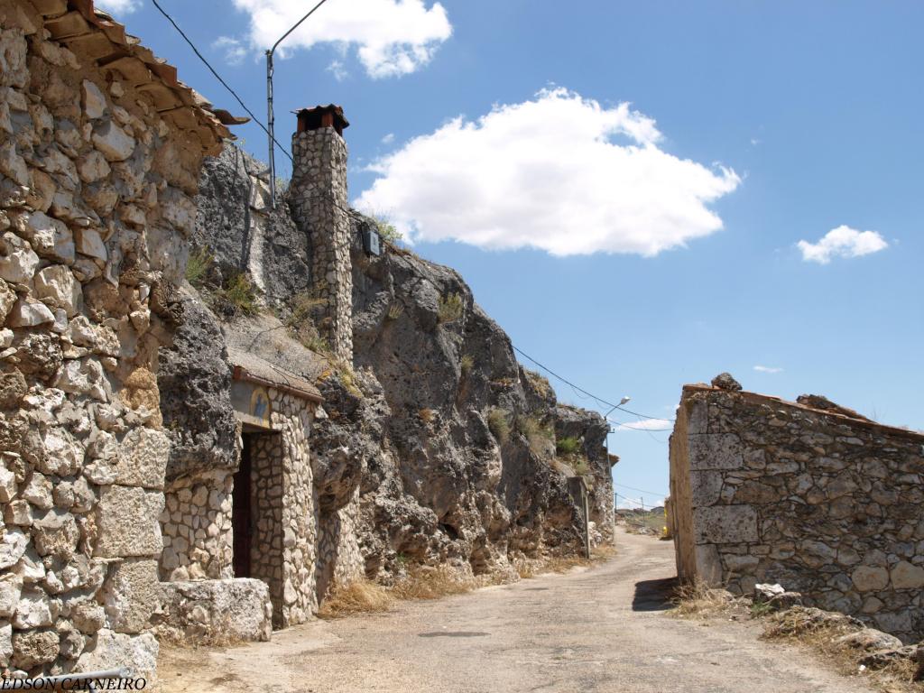 Foto de Cuevas de Provanco (Segovia), España