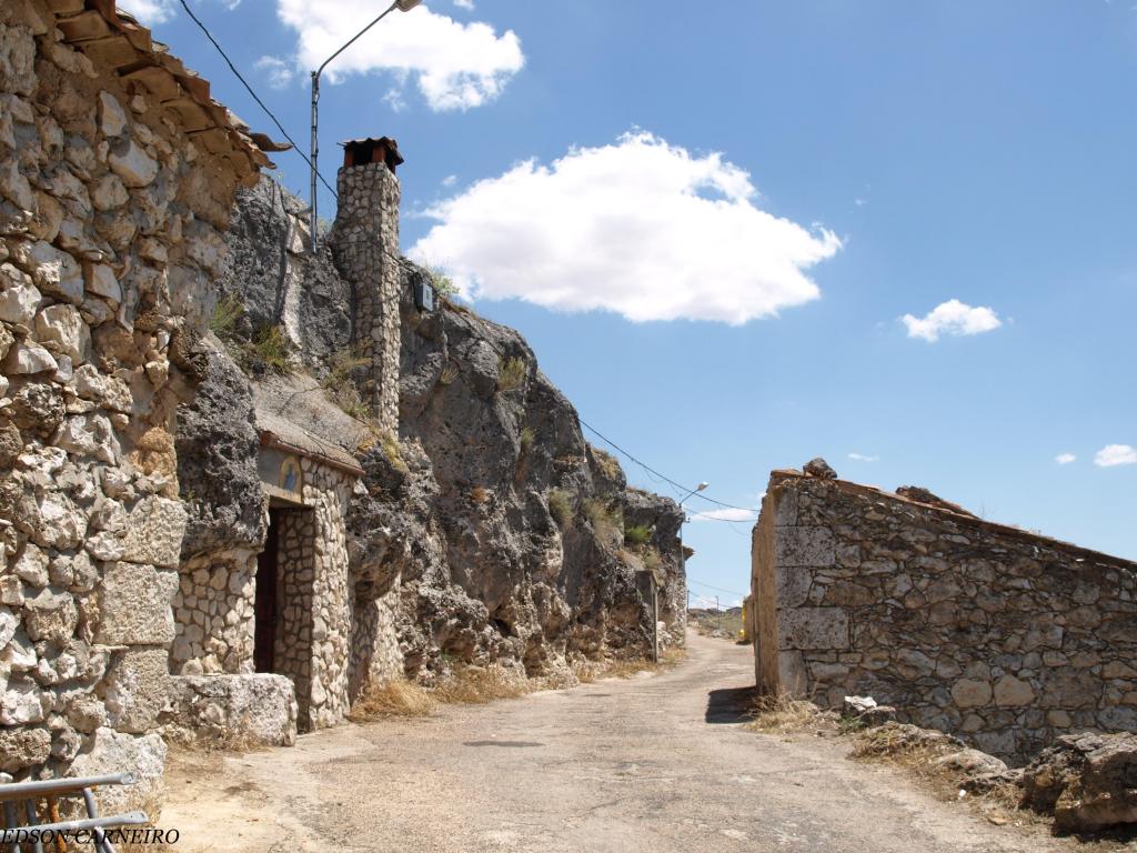 Foto de Cuevas de Provanco (Segovia), España