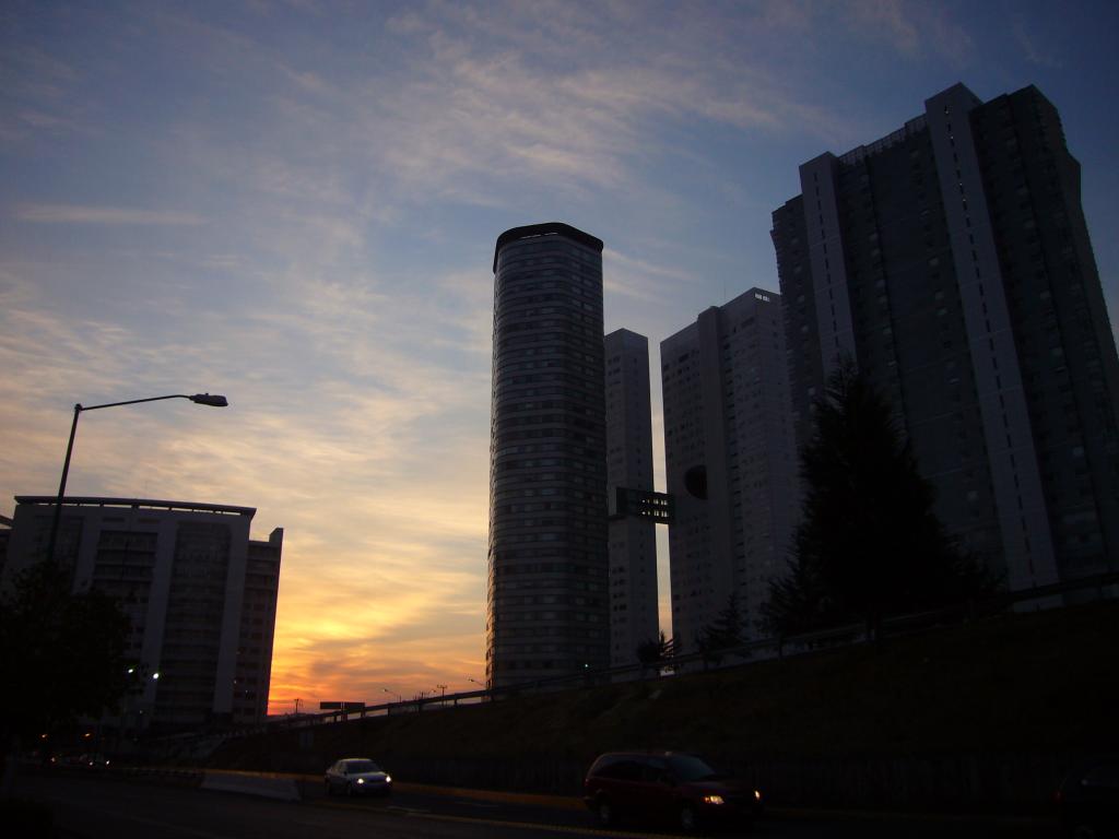 Foto Corporativos Santa Fe (Amanecer) México DF, México