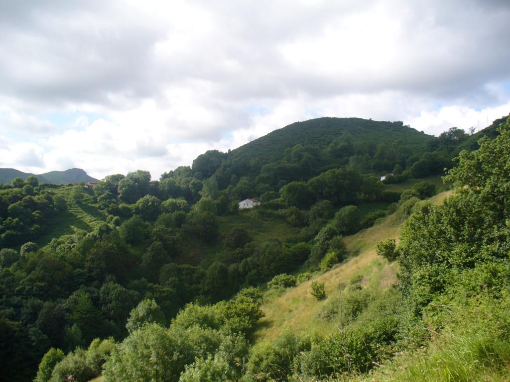 Foto de Belmonte de Miranda (Asturias), España