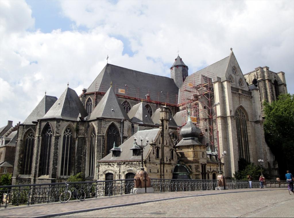 Foto: Sint-Michielskerk - Gent (Flanders), Bélgica