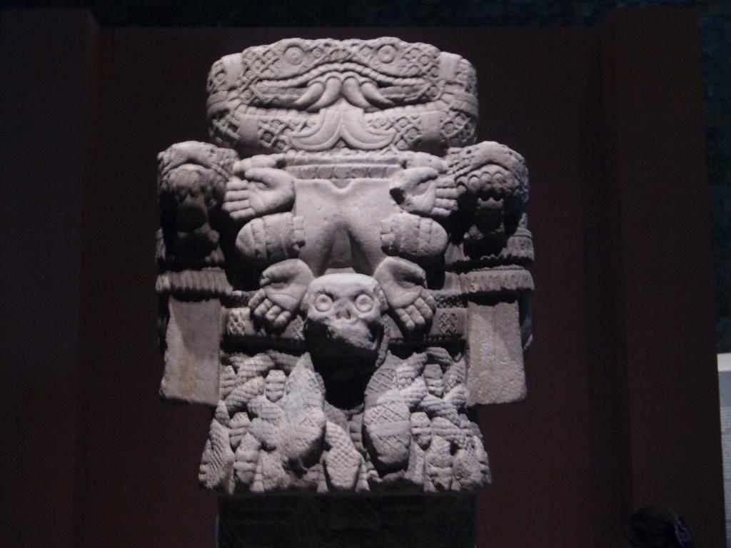 Foto: Coatlicue (Diosa Madre de los Mexicas) - Mexico, México