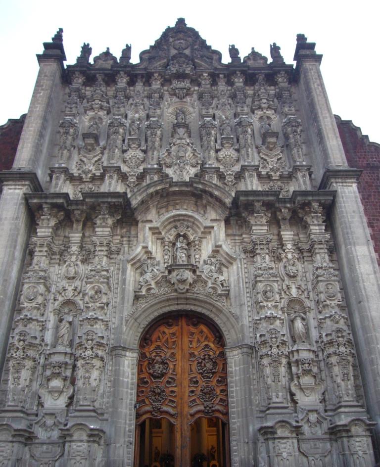 Foto: Fachada lateral Catedral - Mexico, México