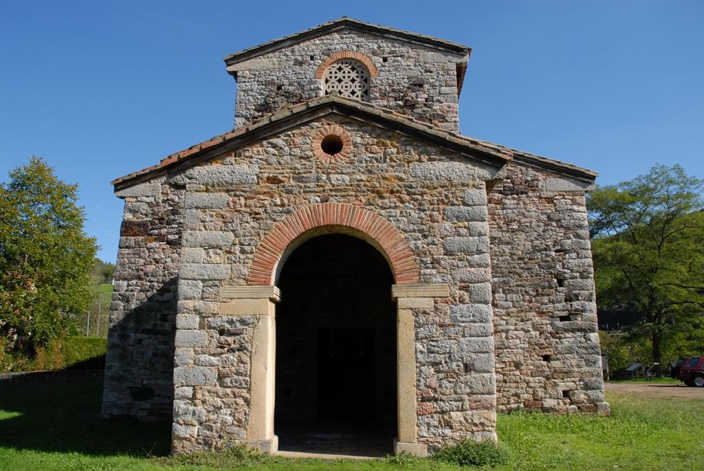 Foto de San Pedro de Nora (Asturias), España