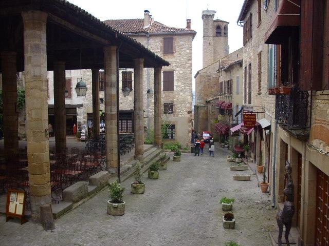Foto de Cordes Sur Ciel, Francia