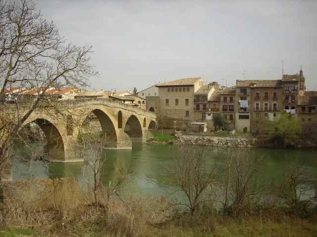 Foto de Puente la Reina (Navarra), España