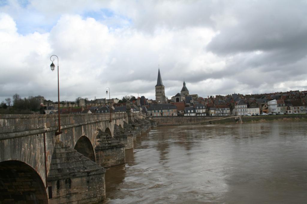 Foto: La Charité-sur-Loire - La Charité-sur-Loire, Francia