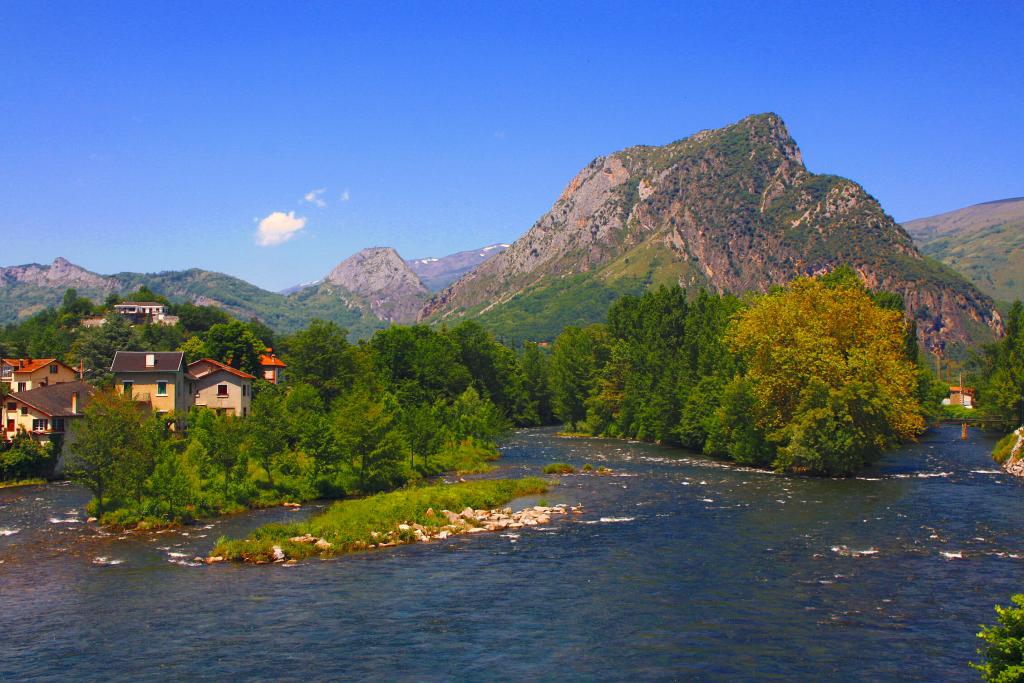 Foto de Tarascon Sur Ariege, Francia