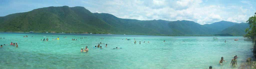 Foto de Ocumare de la Costa (La Sienaga), Venezuela
