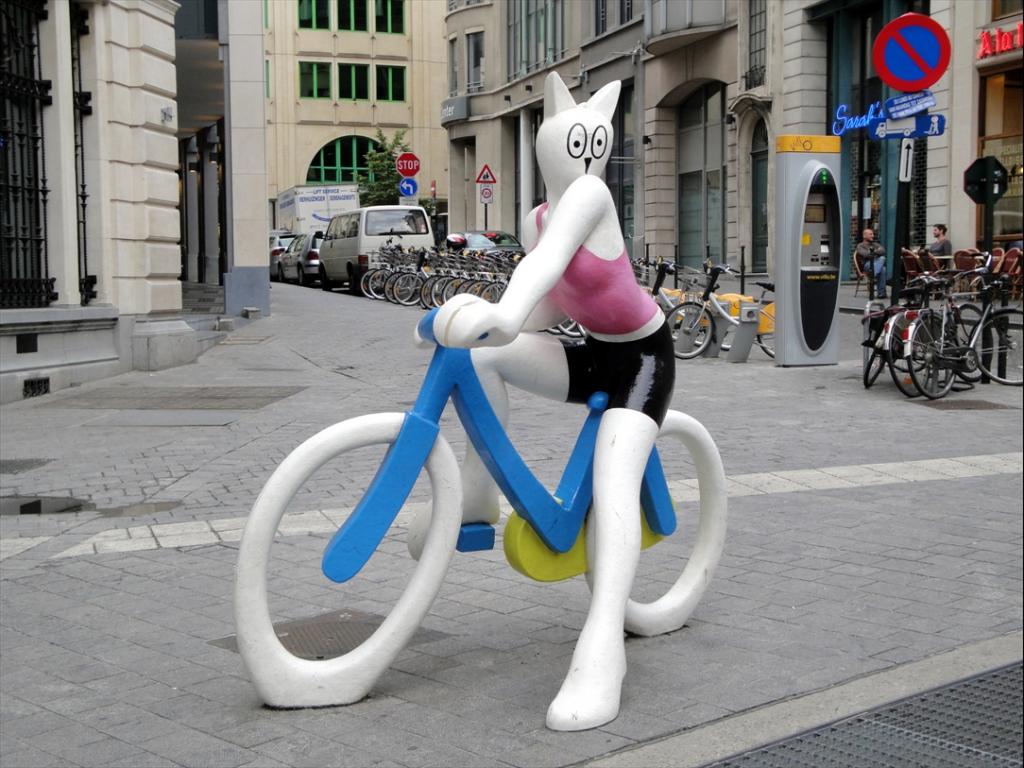 Foto: La Cycliste - Bruxelles (Bruxelles-Capitale), Bélgica