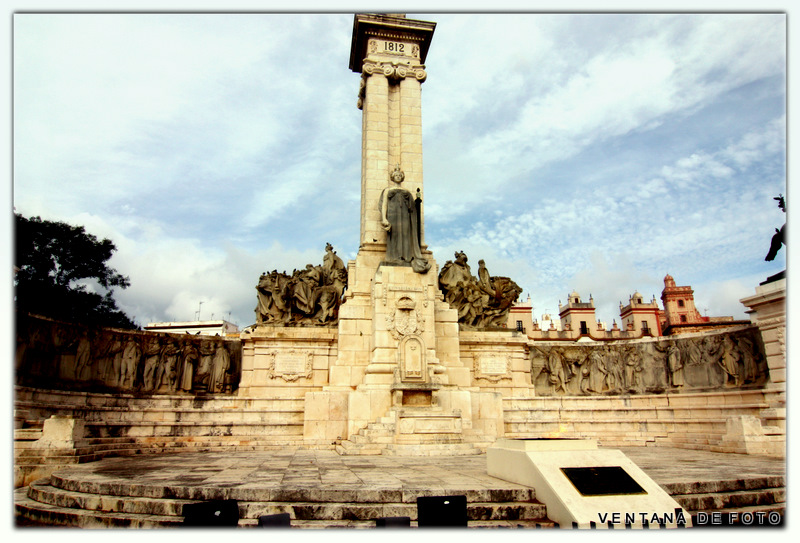 Foto: Monumento A Las Cortes De Cádi - Cádiz (Andalucía), España
