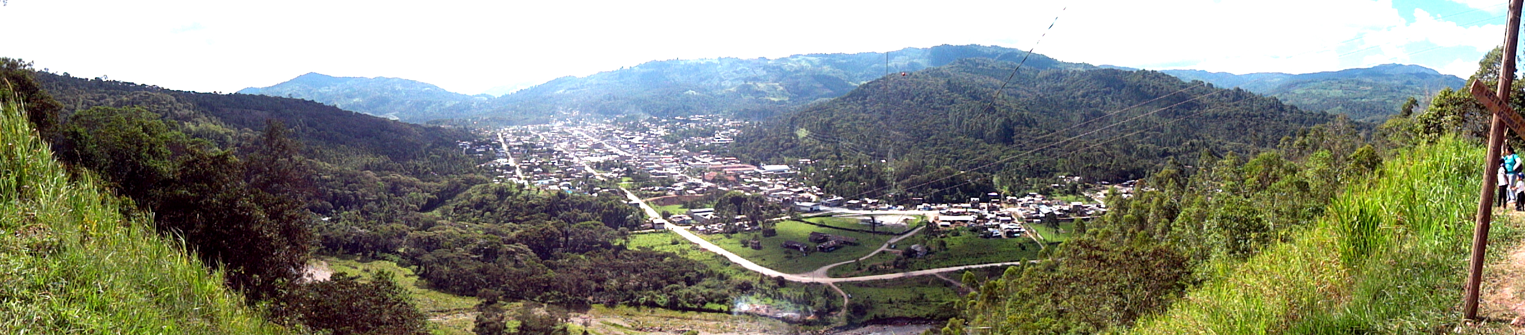 Foto: Foto Panoramica De Villarica - Villarica (Pasco), Perú