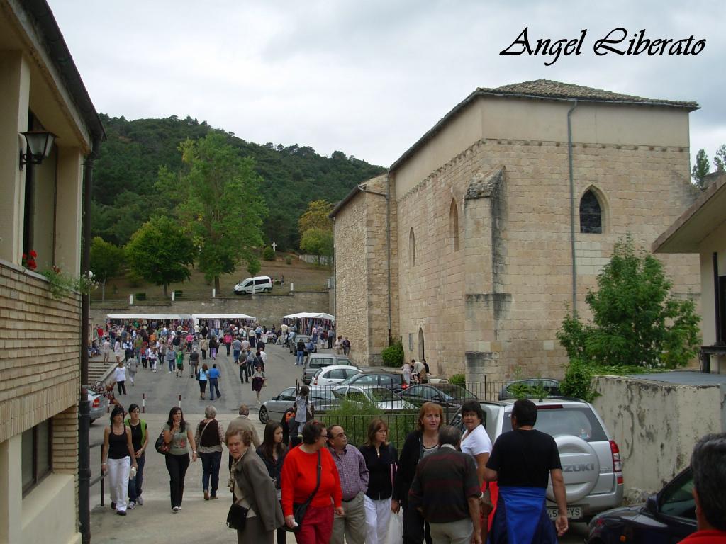 Foto: Feria - Angosto (Álava), España