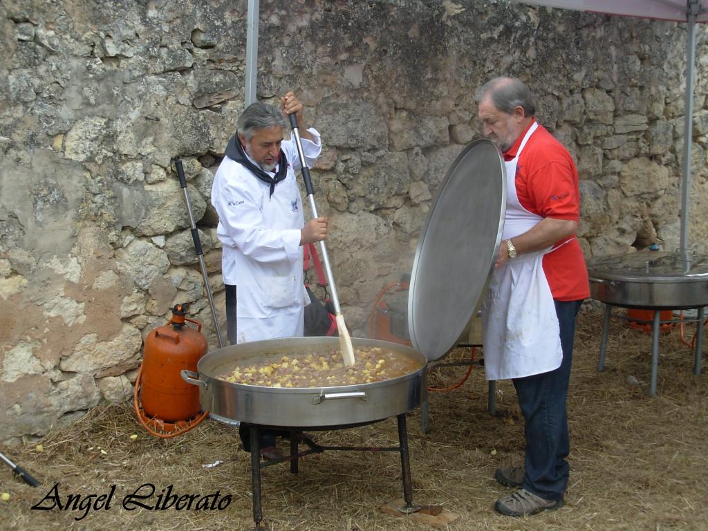 Foto: Feria - Angosto (Álava), España