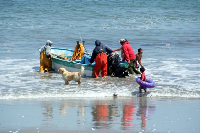 Foto: llegando de pesca - Bahia Asuncion (Baja California Sur), México