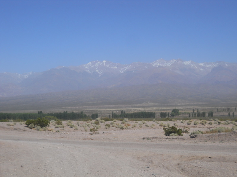 Foto: Alrededores - Uspallata (Mendoza), Argentina