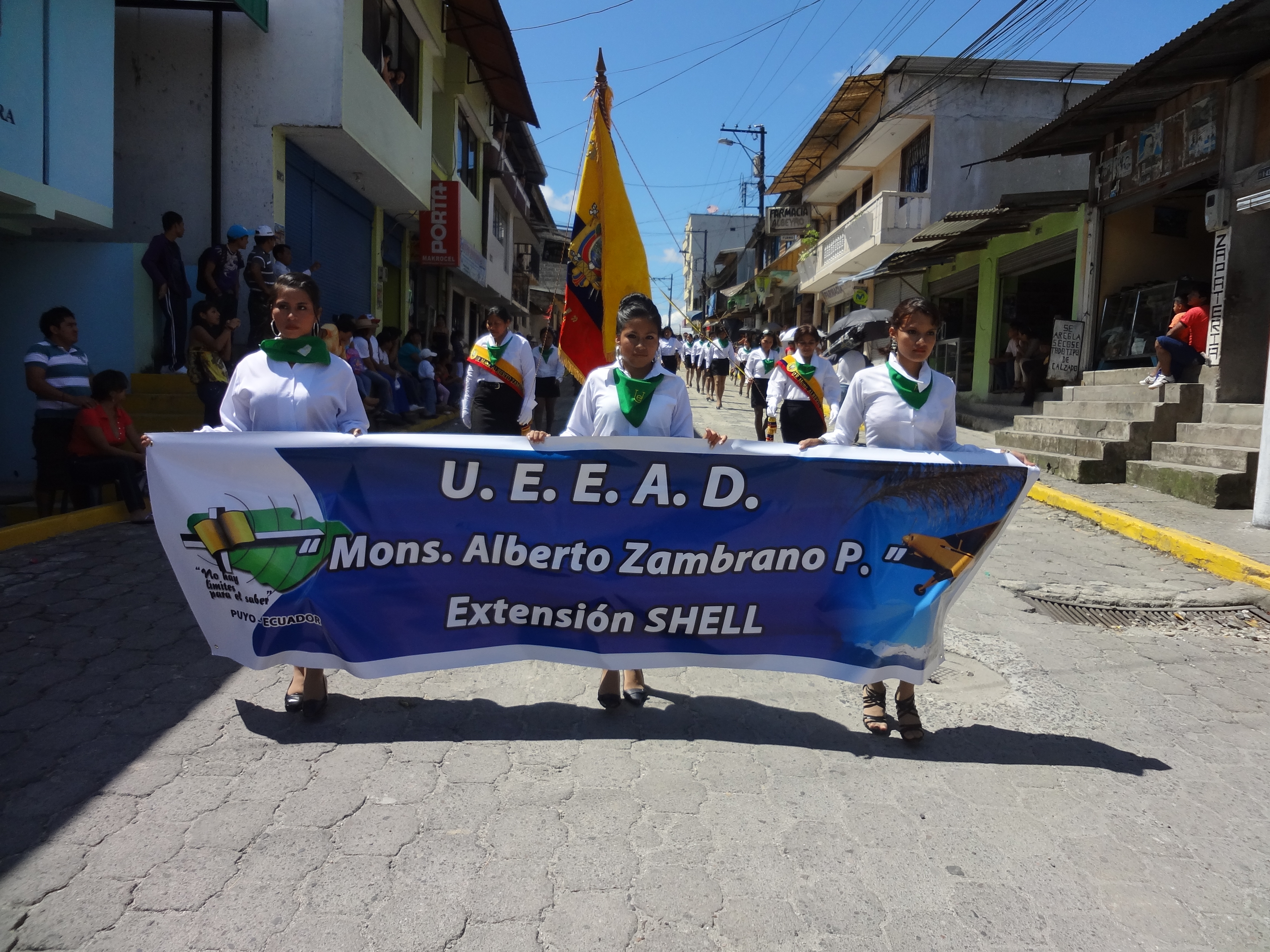Foto: E.A.D Mons. Alberto Zambrano P. - Shell (Pastaza), Ecuador
