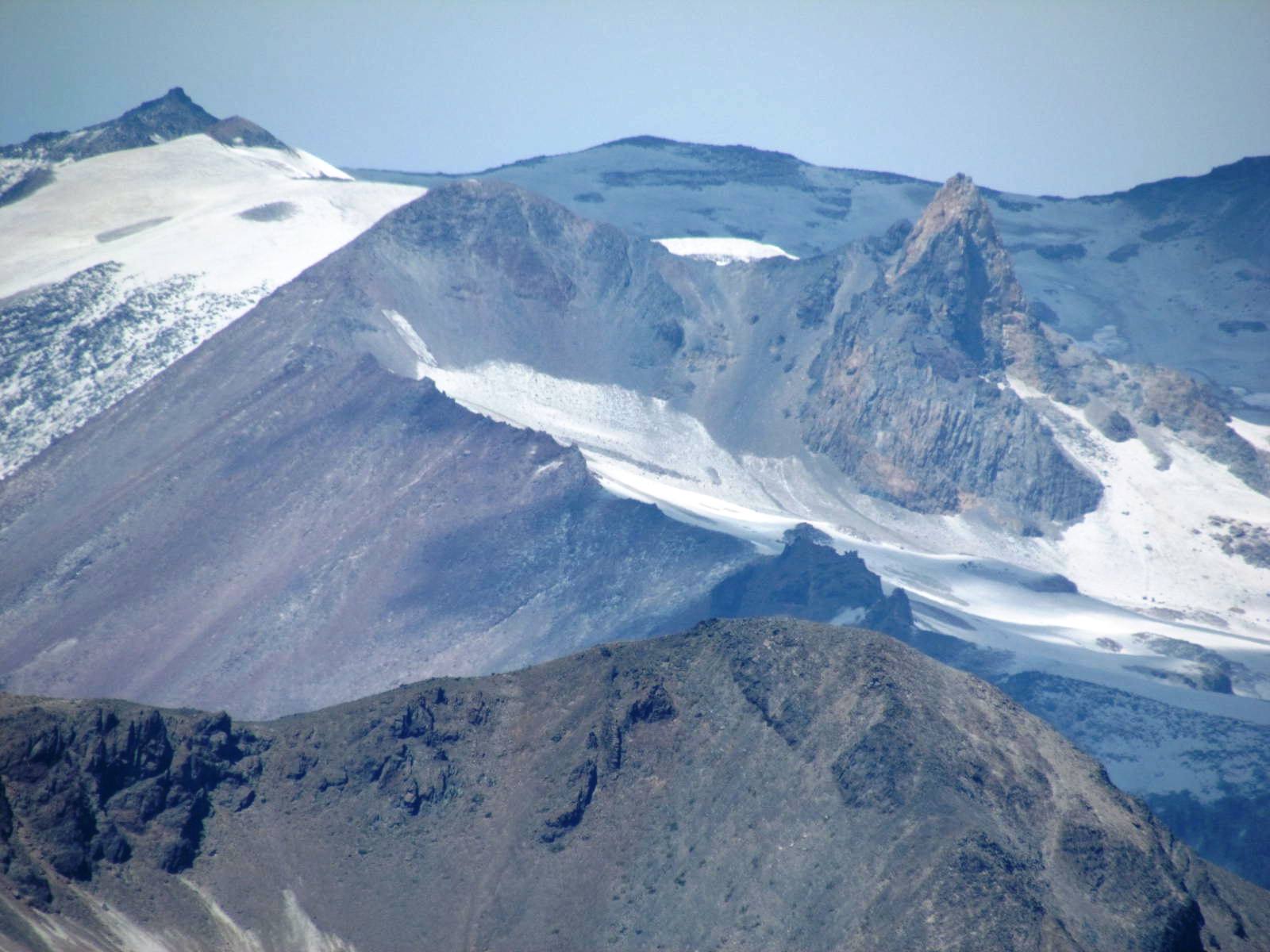 Foto: Vista desde la cumbre del Enladrillado - Vilches (Maule), Chile