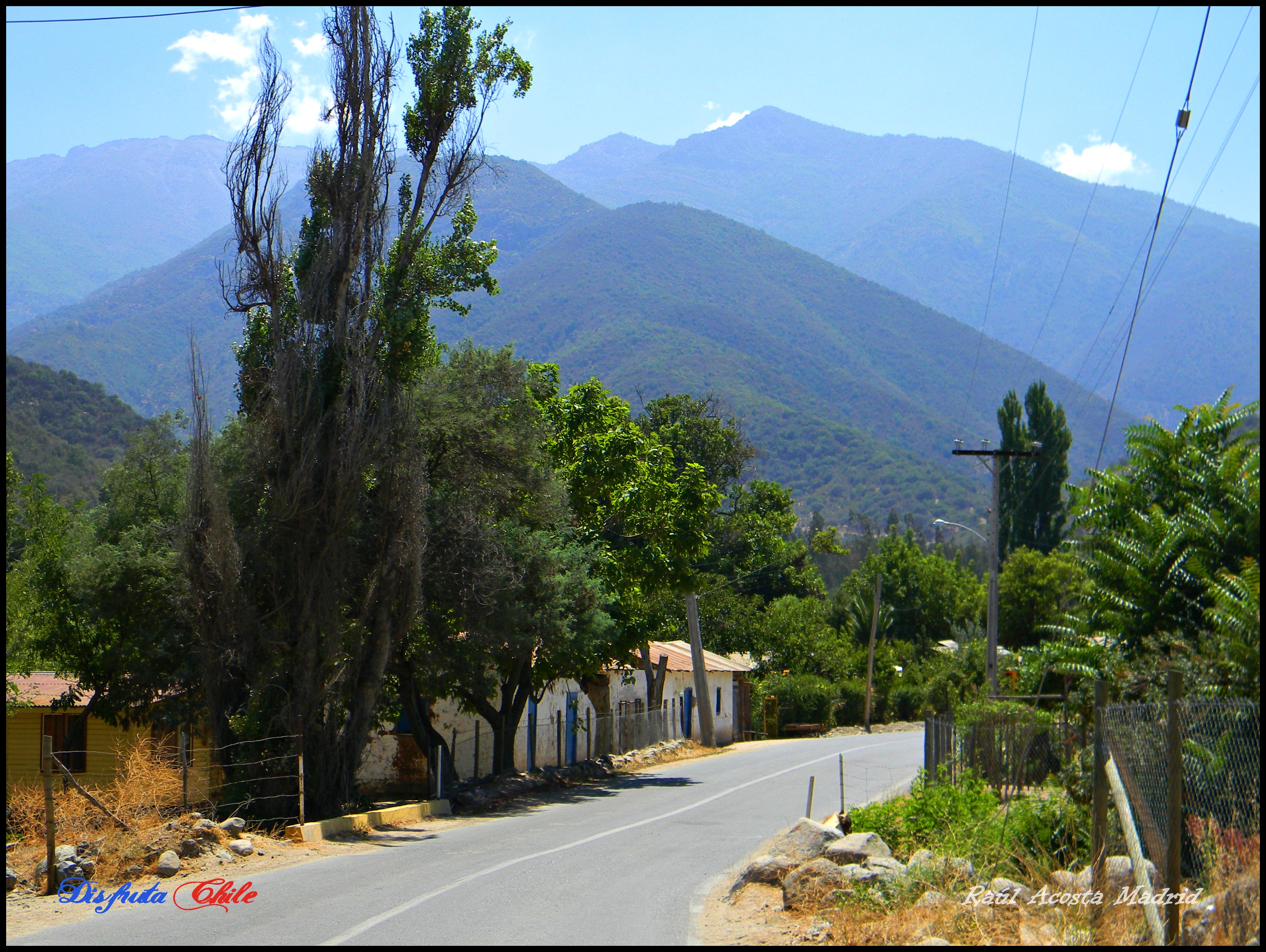 Foto: Entrada a la localidad de El Asiento - Alhué (Región Metropolitana), Chile