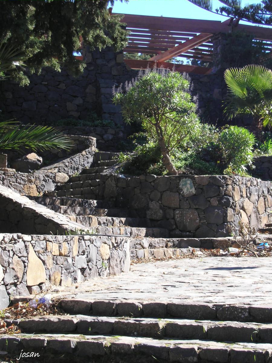Foto: artenara el  pueblo de las casas-cuevas - Artenara (Las Palmas), España