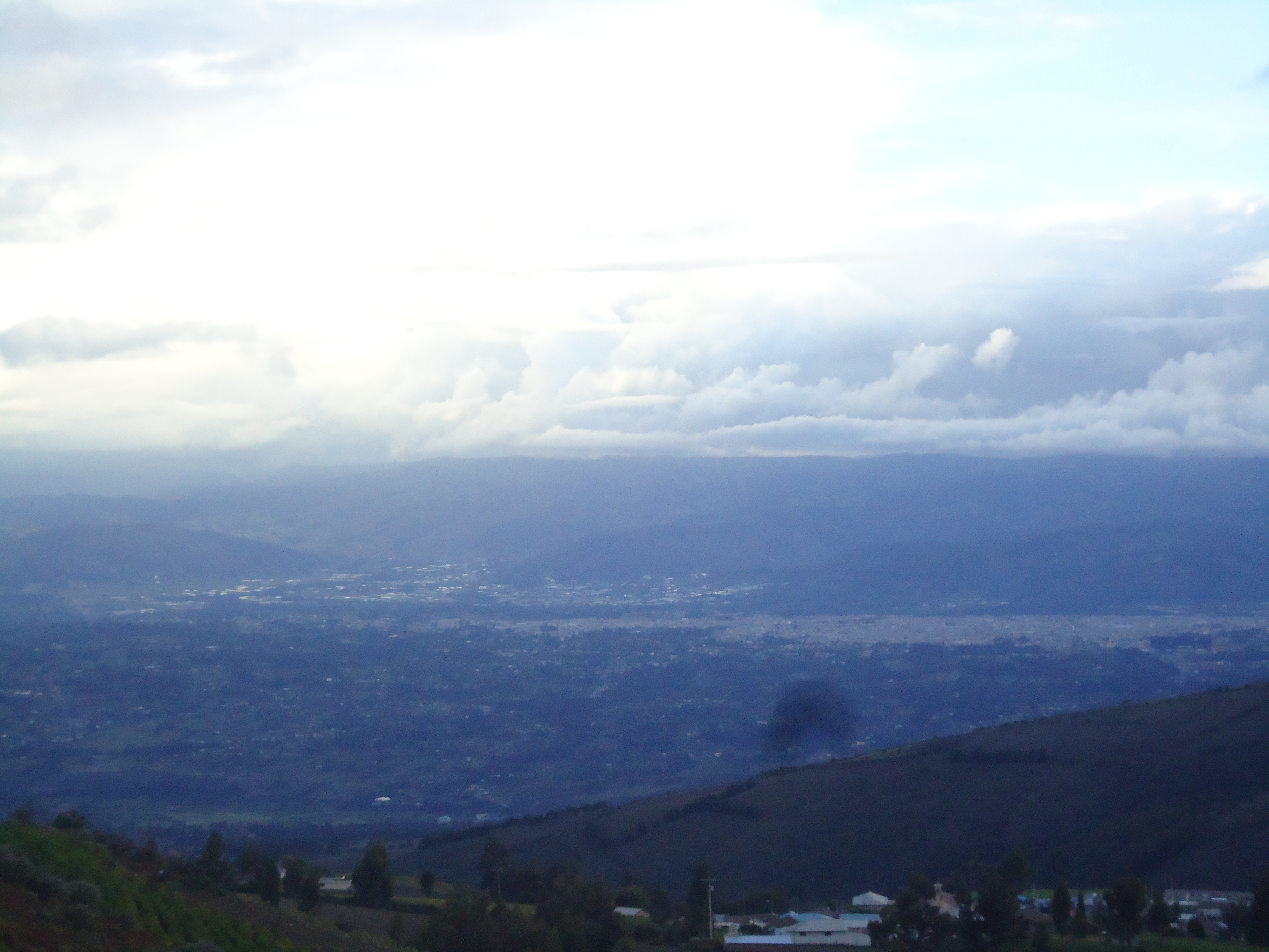 Foto: Vista a Riobamaba - Guano (Chimborazo), Ecuador