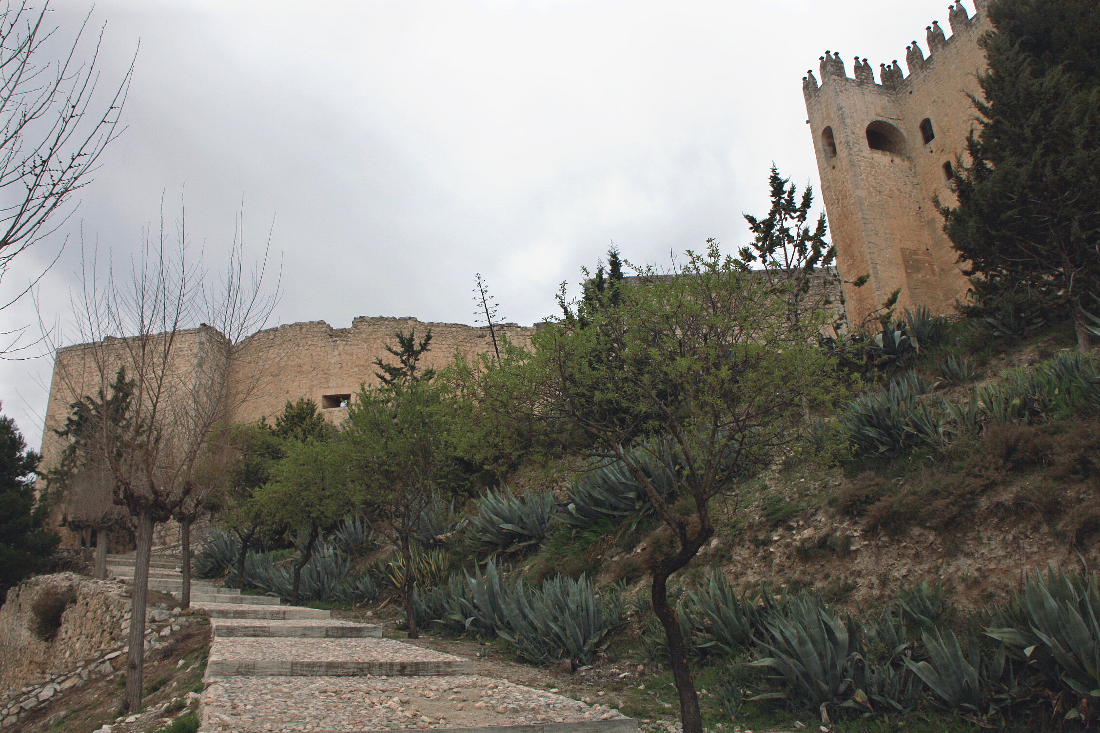 Foto: Subida al castillo - Velez Blanco (Almería), España