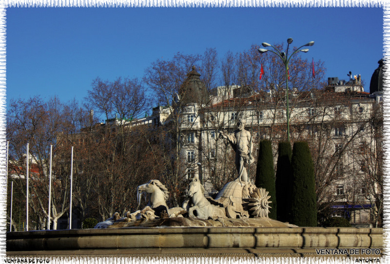 Foto: Fuente De Neptuno - Madrid (Comunidad de Madrid), España