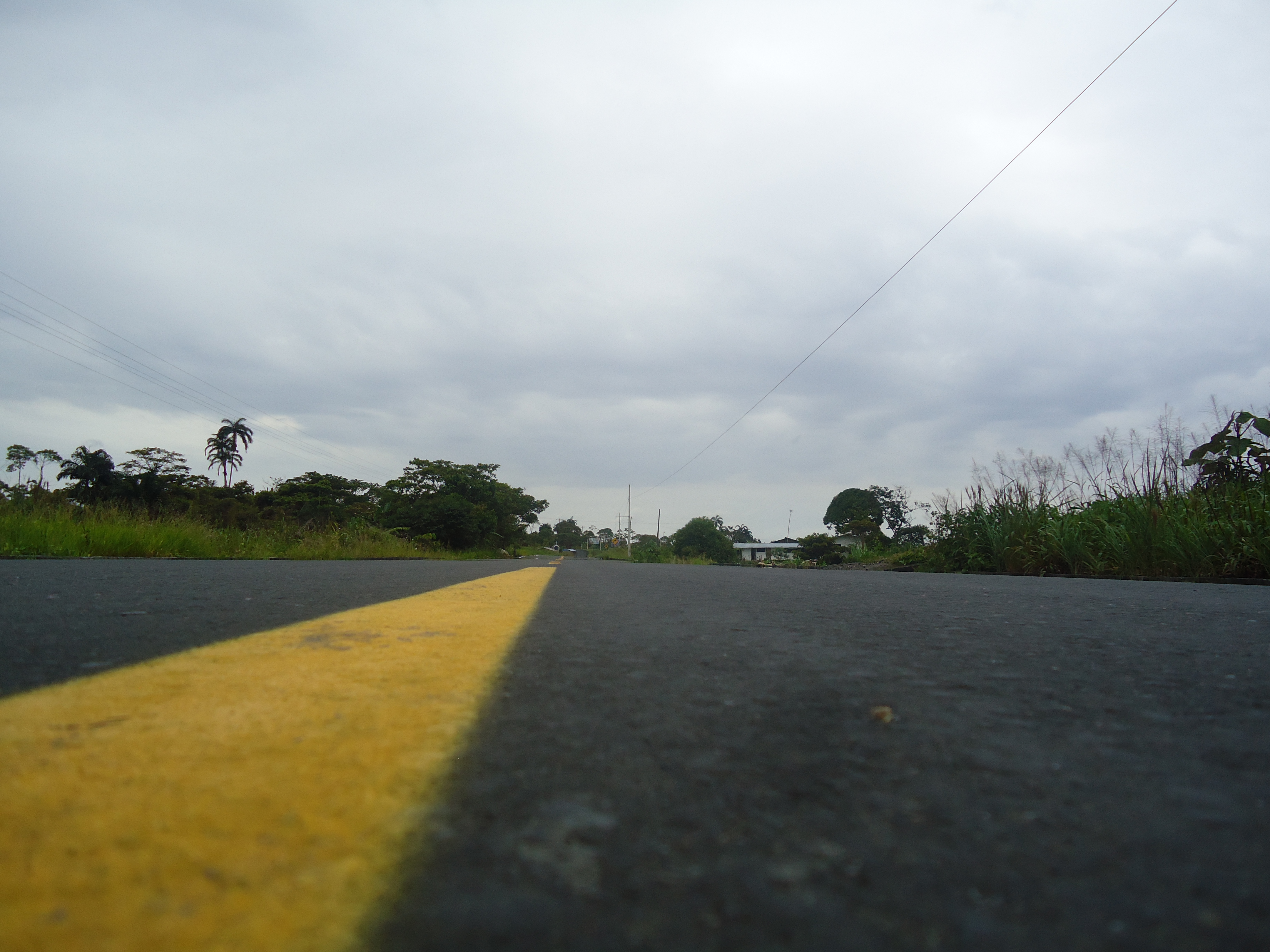 Foto: la carretera - Puyo (Pastaza), Ecuador