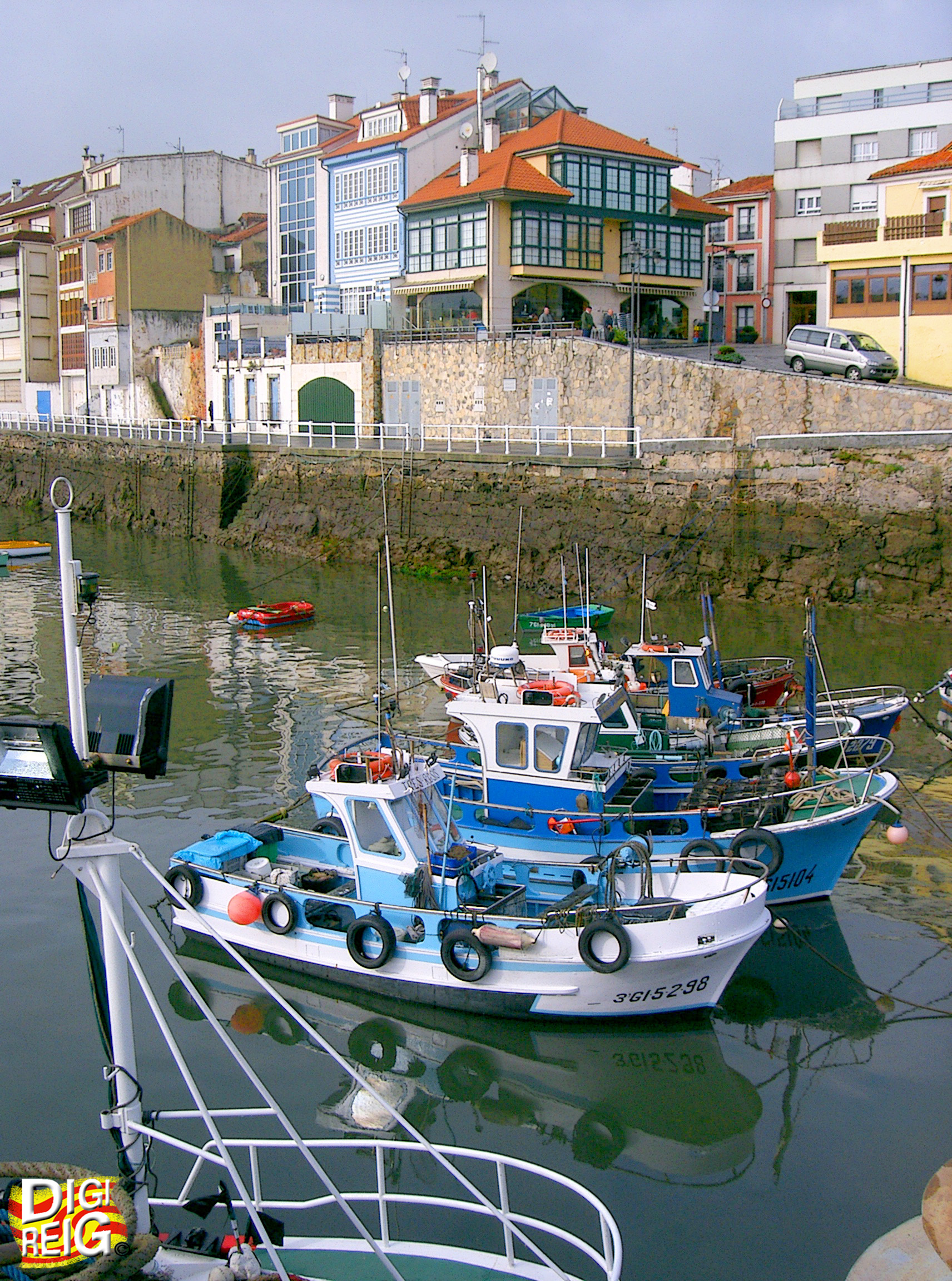 Foto: Puerto pesquero. - Luanco (Asturias), España