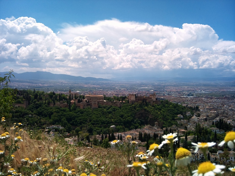 Foto: Nubes sobre Granada - Granada (Andalucía), España