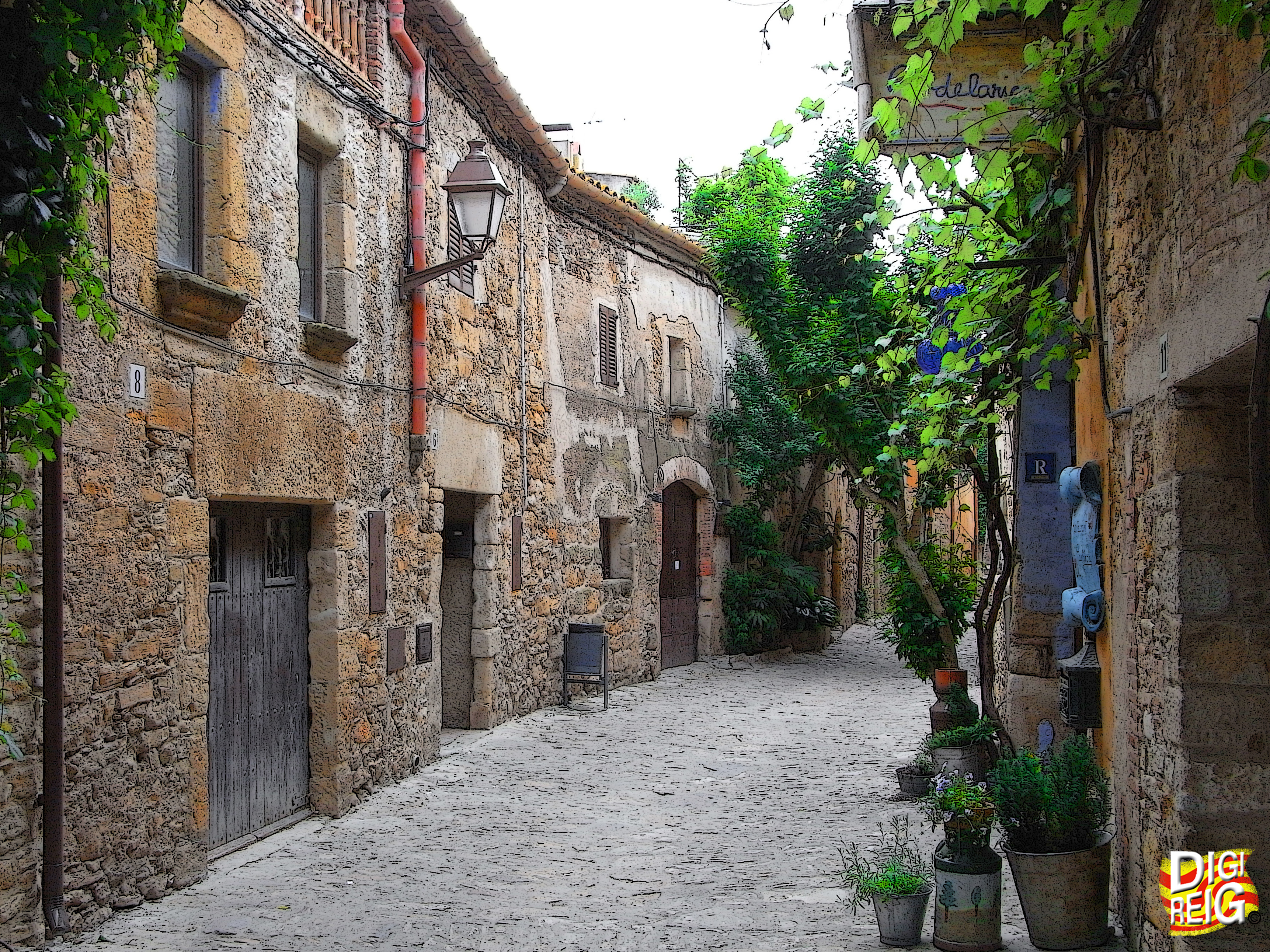 Foto: Calles del pueblo. - Peratallada (Girona), España