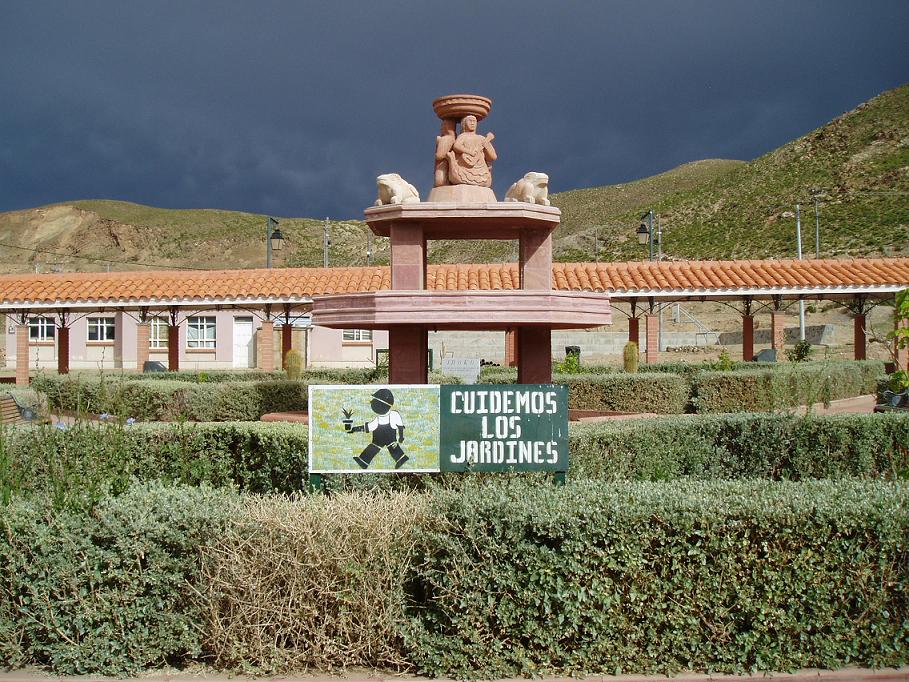 Foto: plaza - Iroco (Oruro), Bolivia