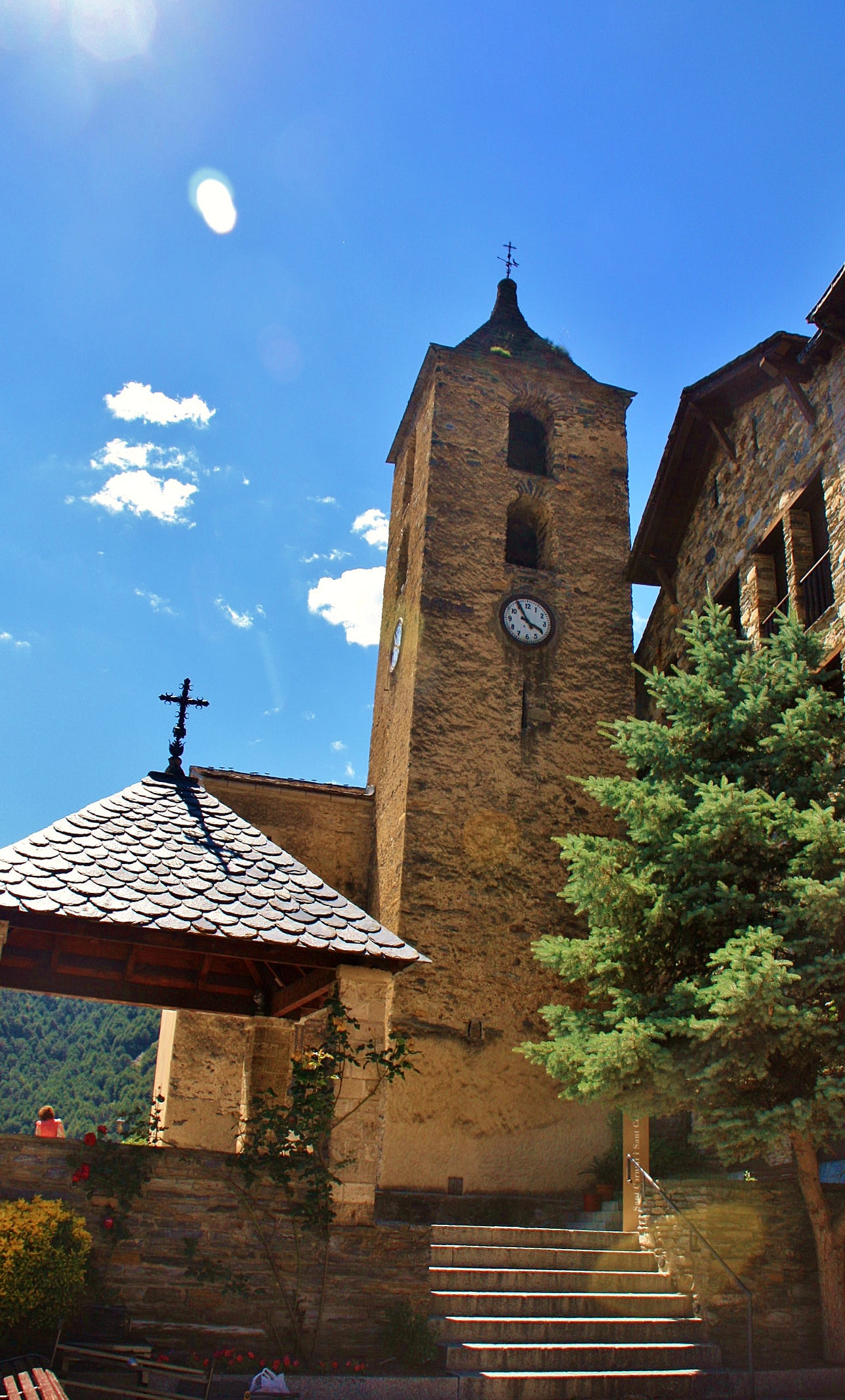 Foto: Iglesia de Sant Corneli y Sant Cebrià - Ordino (Parròquia d'Ordino), Andorra