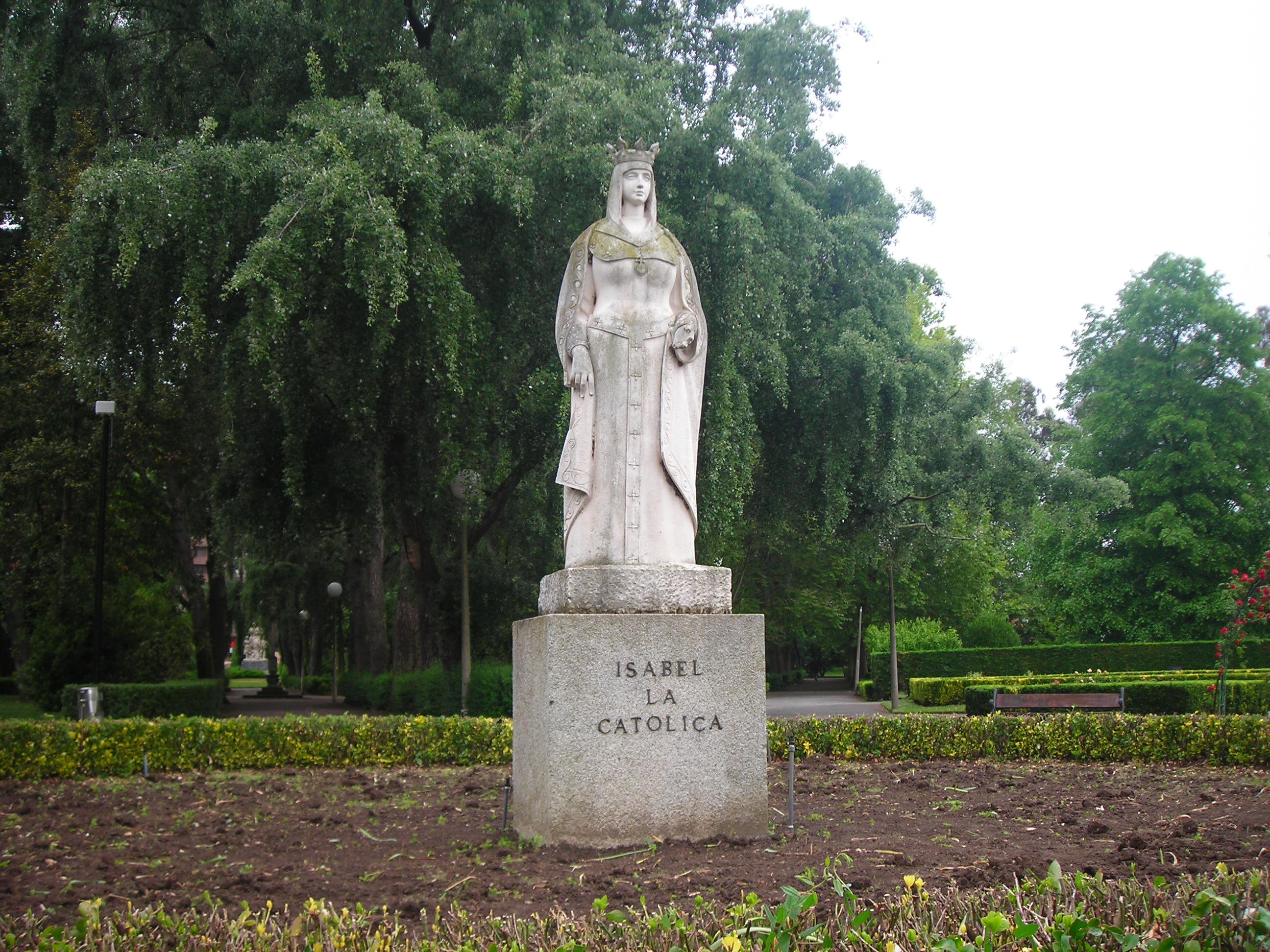 Foto: Estatua de Isabel La Catolica - Gijon (Asturias), España