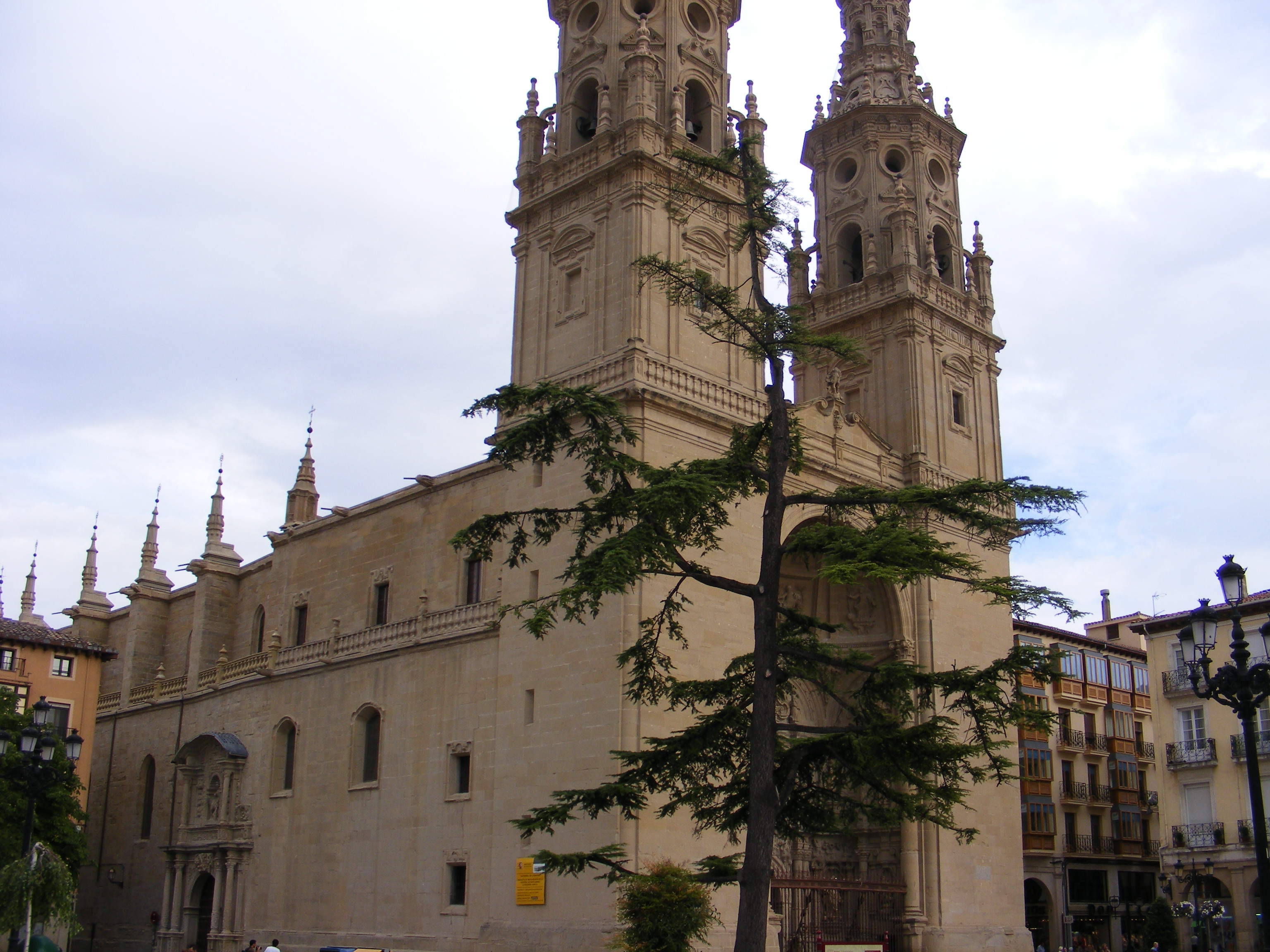 Foto: Concatedral de Santa Maria en Logroño - Logroño (La Rioja), España