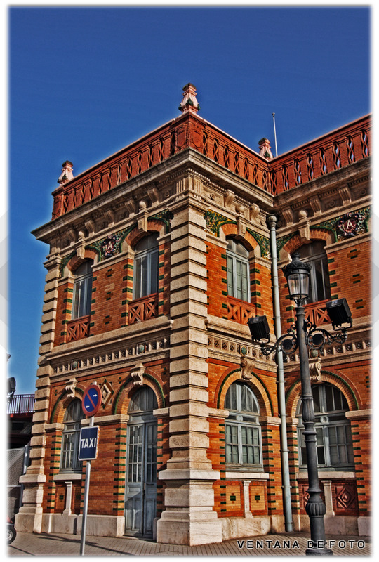 Foto: ANTIGUA ESTACIÓN DE TREN - Almería (Andalucía), España